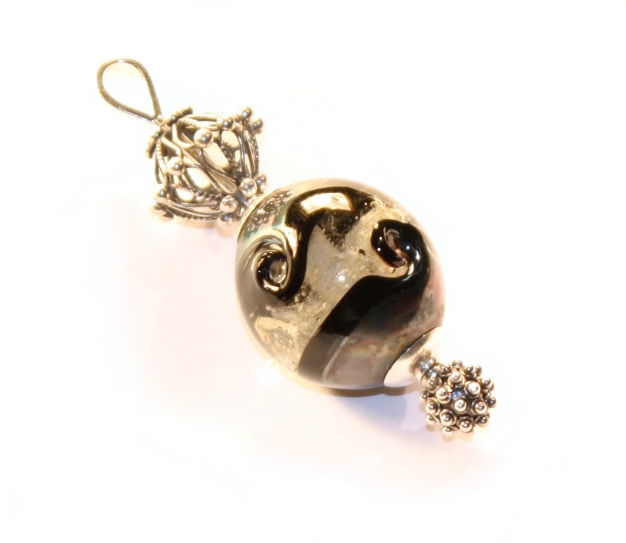 As in glaskraal black metallic en Nanas